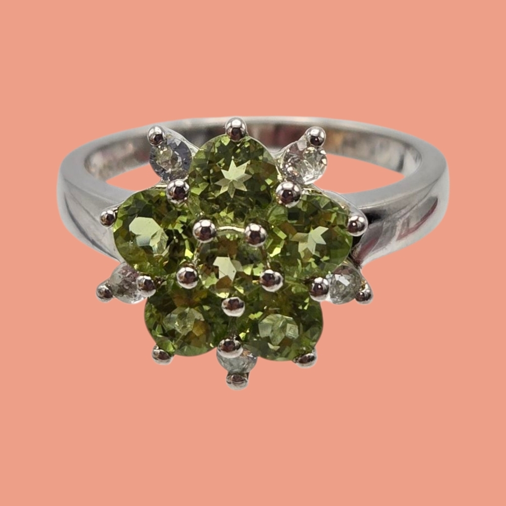 Vintage Peridot Sterling Silver Ring Floral Starburst Cluster Signed HT